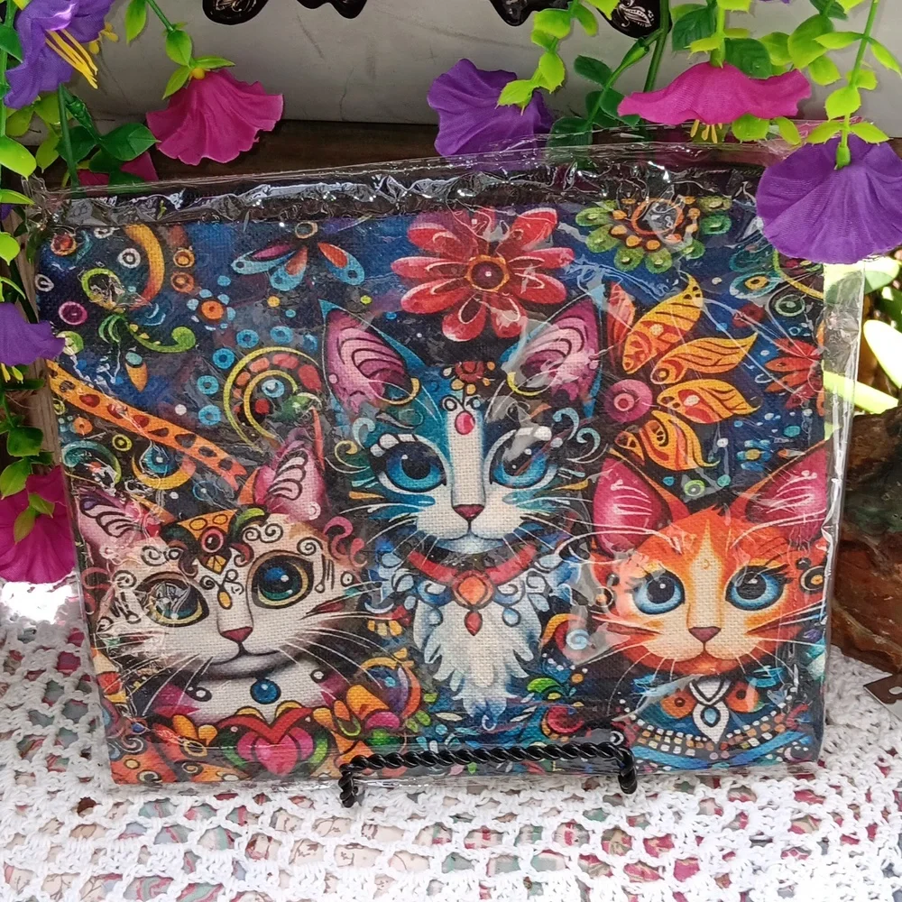 🆕️LAST 1😻LARGE COLORFUL, WHIMSICAL CAT VIBRANT COSMETIC BAG/ Y2K CATS ARTISTIC
